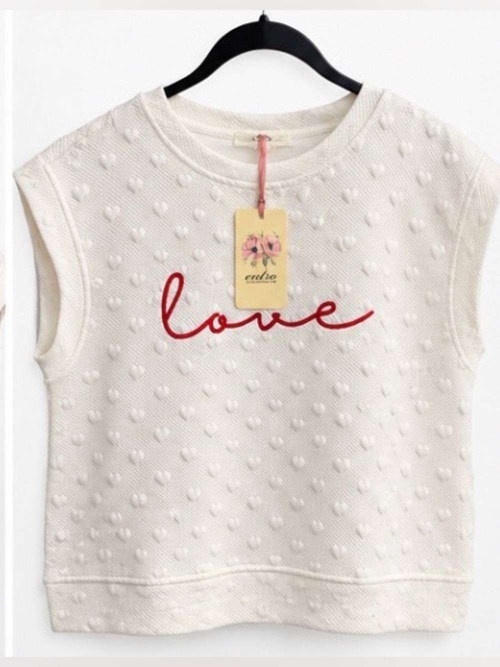 Entro NWT White Heart Textured LOVE Embroidered Cotton Top L